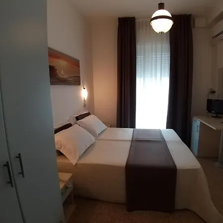 Ideal 3* Rímini