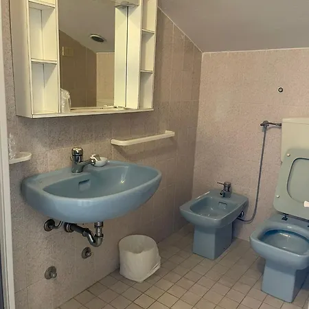 Ideal רימיני