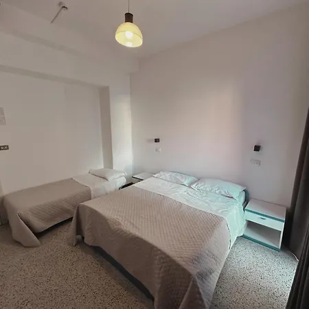 Ideal Hotel 3*