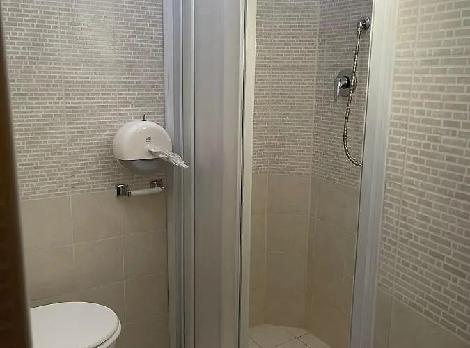 Ideal Hotel 3*