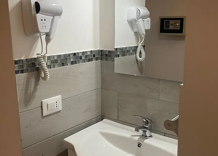 Ideal Hotel 3*