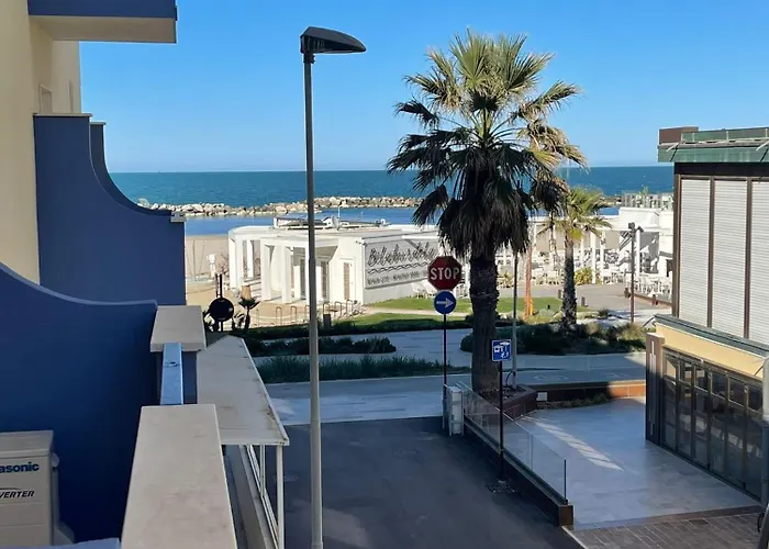 Ideal Hotel 3*