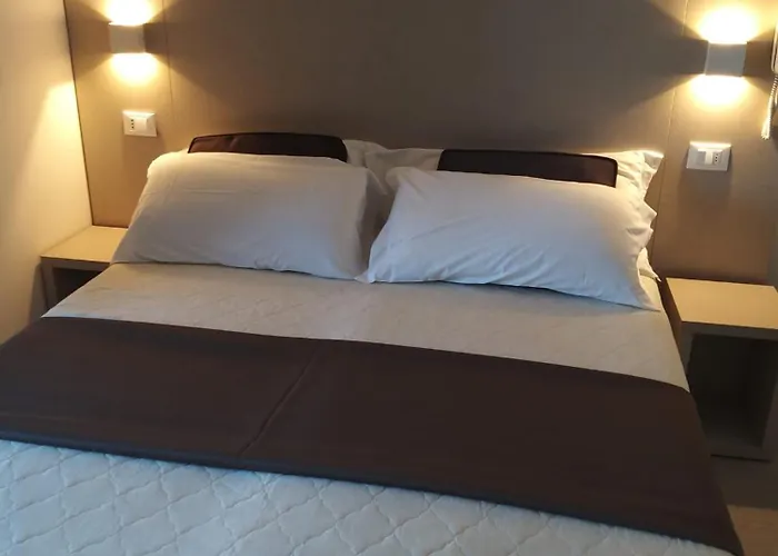 Hotel Ideal 3*